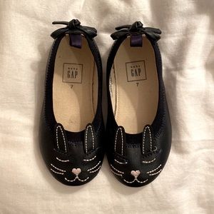 Baby Gap Cat Flats size 7 for Toddler Girl